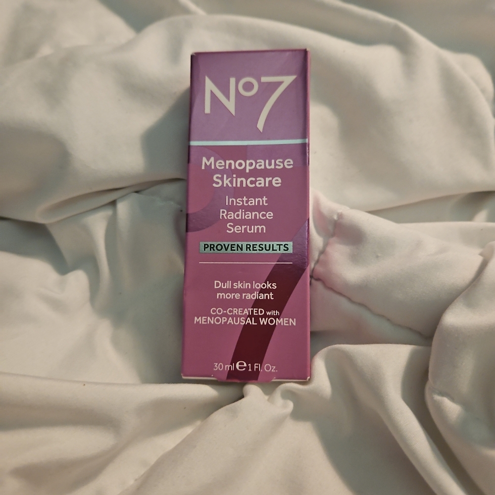 No 7 Menopause skincare radiance serum